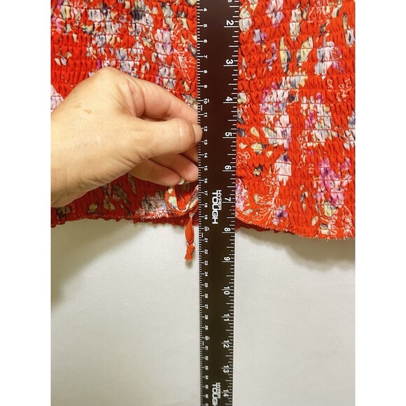 Almost Famous Womens Size XL Orange Floral Cropped Halter Top With Soft Sleeves - Picture 4 of 9